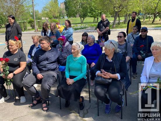 Подвиги не будуть забуті: у Покровському районі вшанували пам'ять двох загиблих героїв Сергія Довгорученка та Сергія Кеденка  меморіалами