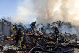 Росіяни атакували безпілотниками Харків і передмістя: загинула жінка
