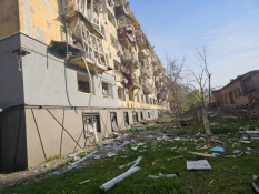 Росіяни вдарили фугасними авіабомбами по центру Краматорська: загинули 5 людей, є постраждалі