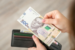 Шахраї можуть маскуватися під волонтерів: як перевірити збори та не втратити кошти
