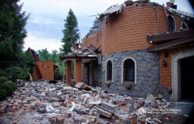 У Дніпрі після удару рф госпіталізували жінку, ще двоє людей звернулися до лікарів