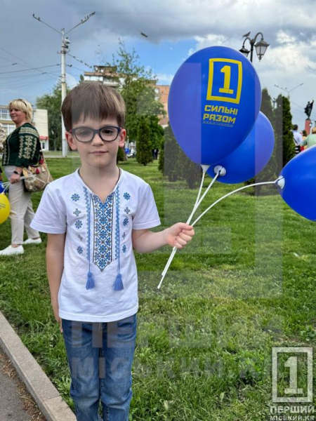 У кожній ниточці живе частинка нашої України: стартував 12-ий парад вишиванок від «Першого Міського»