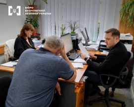 У Кривому Розі викрили три підпільні АЗС із «лівим» пальним