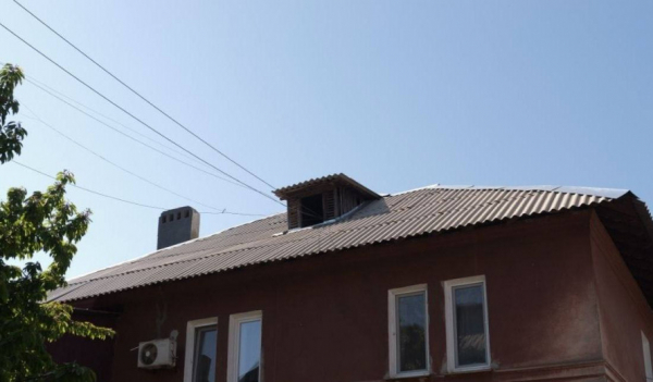 Від вікон до дахів: у Кривому Розі відновлюють пошкоджені росіянами будинки