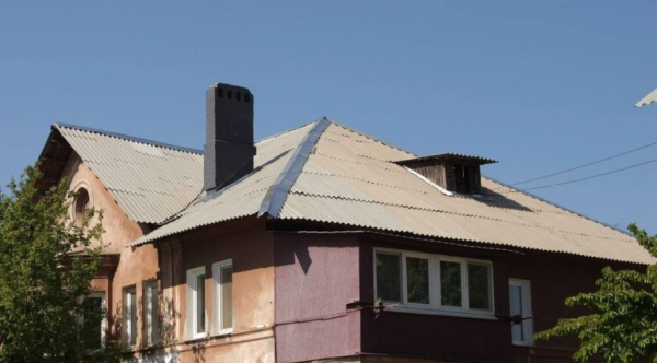 Від вікон до дахів: у Кривому Розі відновлюють пошкоджені росіянами будинки
