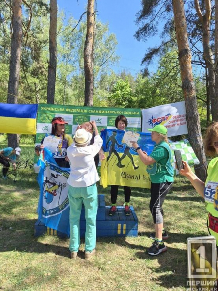 Завзяття й воля стати кращими: криворізькі спортсмени привезли оберемок нагород із чемпіонату зі скандинавської ходьби