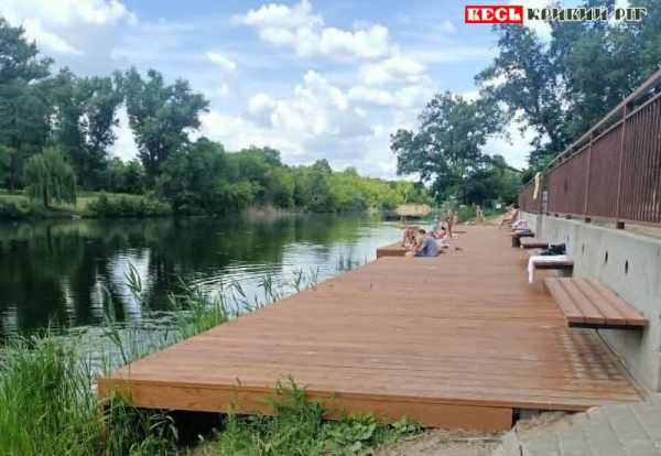 Відремонтовано пірс на пляжі в парку Мершавцева в Кривому Розі