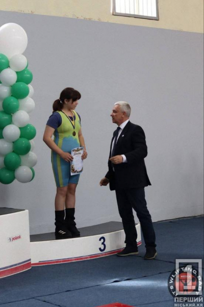 Юна Софія Давиденко посіла призове місце на Чемпіонаті України з важкої атлетики