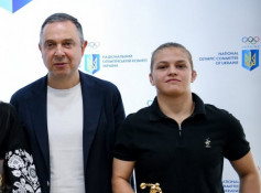 Криворізька борчиня Марія Полторак та її наставник Олександр Подольський отримали почесні відзнаки НОК України
