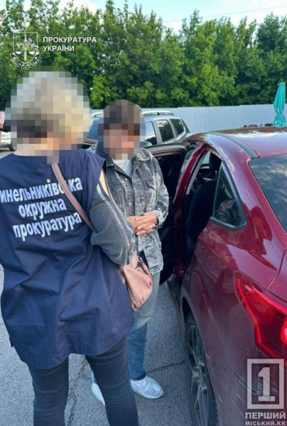 На Дніпропетровщині судитимуть сестер-близнючок за продаж фіктивної інвалідності для виїзду за кордон