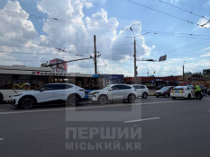 Неподалік Центрального ринку сталась ДТП: зіткнулись Honda та Volkswagen