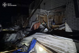 Нічний удар по Запоріжжю: двоє постраждалих та пожежа на автозаправці