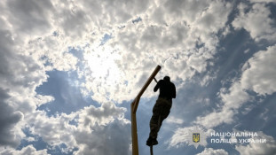 Поліцейські Дніпропетровщини долучилися до благодійного забігу на підтримку захисників України