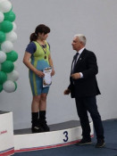 Софія Давиденко з Кривого Рогу виборола бронзу на чемпіонаті України з важкої атлетики