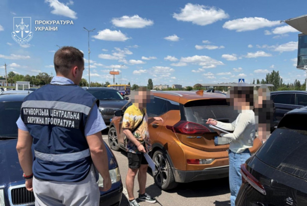 Спортмайданчик за мільйон: ремонт ліцею у Кривому Розі привернув увагу правоохоронців