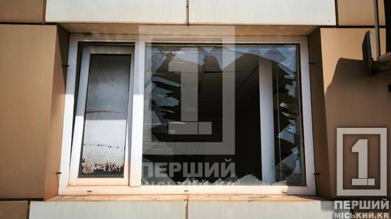 Троє загиблих, 19 поранених: ворог поцілив балістикою у промзону у Кривому Розі