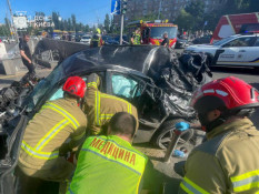 У Києві авто влетіло в підземний перехід: четверо загиблих, троє поранених ОНОВЛЕНО
