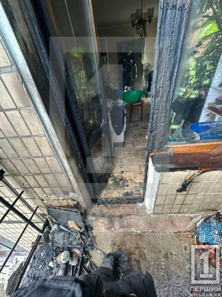 У Кривому Розі палала багатоповерхівка неподалік 32-ї гімназії