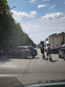 У Кривому Розі підлітки на електросамокатах створювали небезпечні ситуації на дорозі