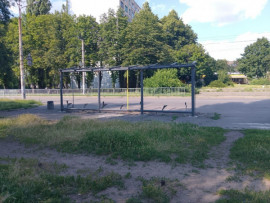 У Кривому Розі після демонтажу старої зупинки нову так і не добудували