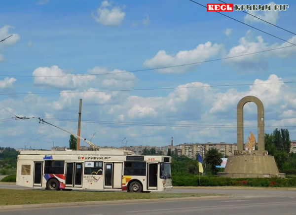 Тролейбус з дизель-генератором вийшов на маршрут №6в Кривому Розі