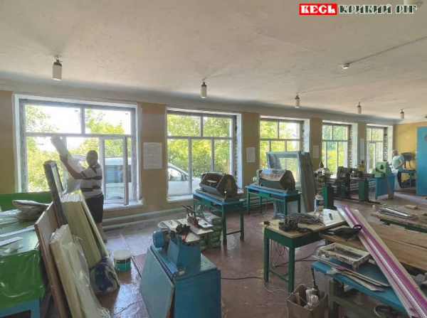 Нові вікна встановлюють в школі в Широківській громаді Криворізького району