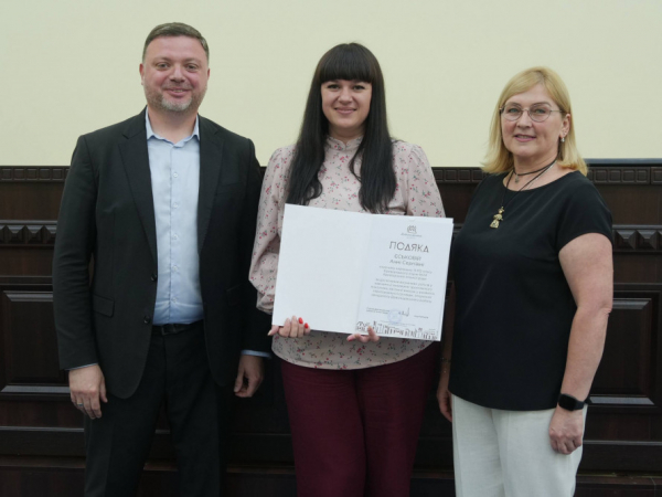 Випуск-2026: у Кривому Розі відмінники навчання отримали заслужені відзнаки