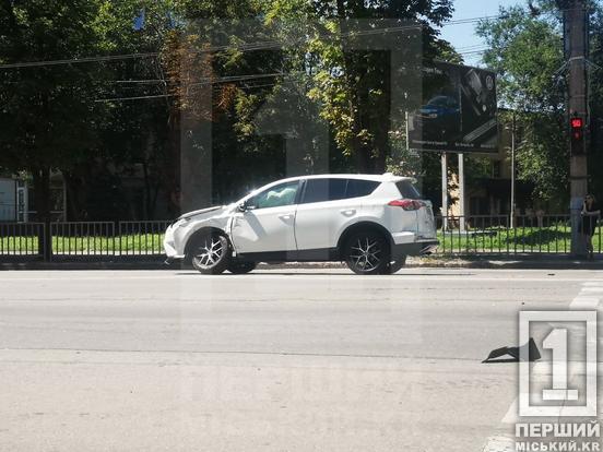 ДТП на проспекті Миру: у Кривому Розі зіткнулися Hyundai та Toyota
