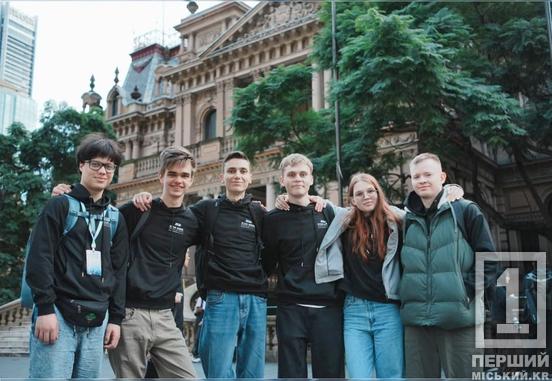 Інтелектуальний прорив: криворіжець Микита Суковач привіз медаль з міжнародних ІТ-змагань