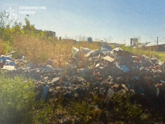 Колишніх посадовців залізниці підозрюють у забрудненні земель на майже 86 млн грн