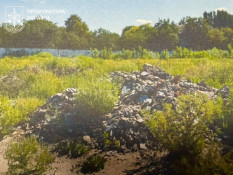Колишніх посадовців залізниці підозрюють у забрудненні земель на майже 86 млн грн