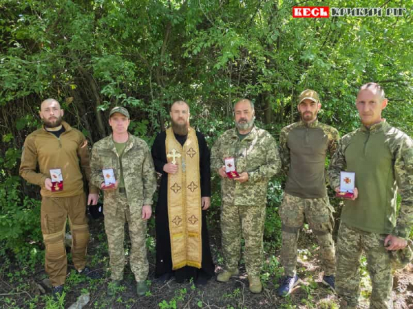 Церковними відзнаками нагороджено воїнів Криворізької 129 ОВМБр