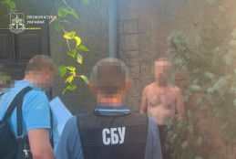 Лікаря з Дніпропетровщини затримано за ведення бізнесу в Криму та сплату податків до бюджету держави-агресора