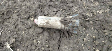 На Дніпропетровщині фермери виявили бойові частини російських дронів