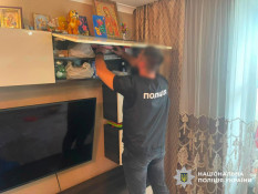 На Дніпропетровщині викрили схему розкрадання майже 2,4 млн грн на закупівлі дров для ЗСУ