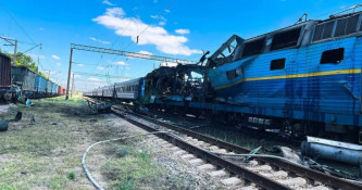 Російський дрон пошкодив пасажирський потяг на Запоріжжі
