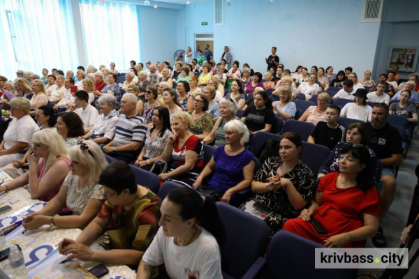 Талант не має віку: у Кривому Розі пройшов яскравий конкурс для людей поважного віку