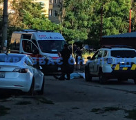 У Кам'янському перехожі виявили тіло літнього чоловіка на вулиці