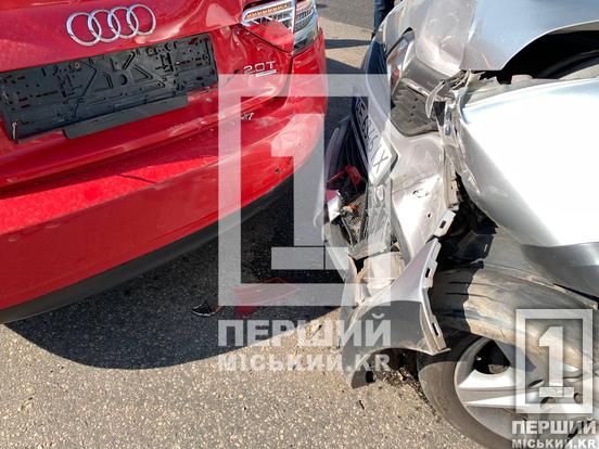 У Кривому Розі на Вільній Ічкерії сталася ДТП: рух у бік 95-го кварталу ускладнений