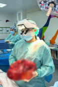 У Львові дитині видалили рідкісну пухлину вагою 4 кілограми
