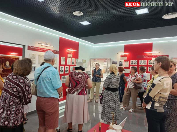 Екскурсія для пенсіонерів в музеї ПівдГЗК в Кривому Розі