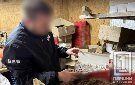 Влаштував цех у гаражі: в Одесі засудили ділка, який відправляв по всій Україні саморобні сигарети