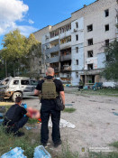Ворожий удар по Павлограду: спалахнула пожежа в багатоповерхівці, є загиблий