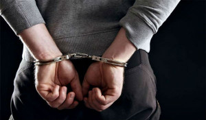 Житель Павлограду підозрюється у розбещенні неповнолітньої та зберіганні дитячої порнографії
