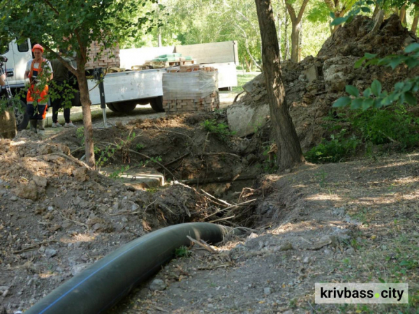До зими — новий водопровід для тисячі містян: як просуваються роботи на мікрорайоні Гірницький