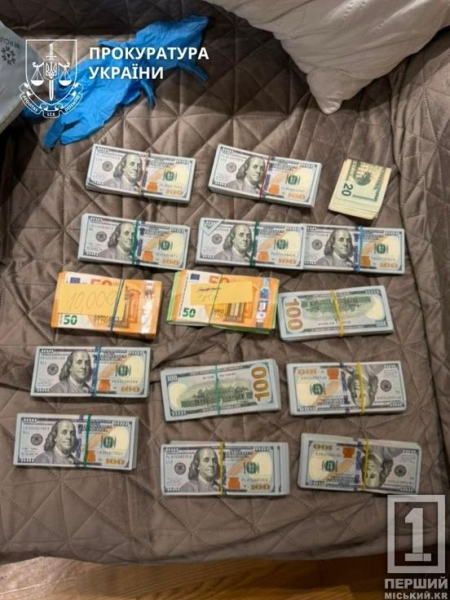 Фейкова операція на хребті за 12 тисяч доларів: у Дніпрі затримали медсестру військового шпиталю