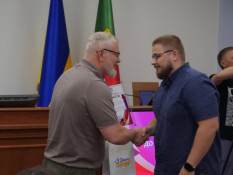 Міські відзнаки, стипендії та нові можливості для молодих криворіжців: У Кривому Розі відбувся урочистий прийом з нагоди Дня молоді