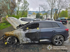 На Дніпропетровщині судитимуть 21-річного юнака за підпал автомобіля: сума збитків від пожежі склала понад 1,3 мільйона гривень