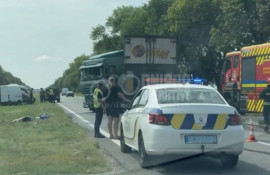 На виїзді з Дніпра сталася ДТП за участю ГАЗелі та вантажівки