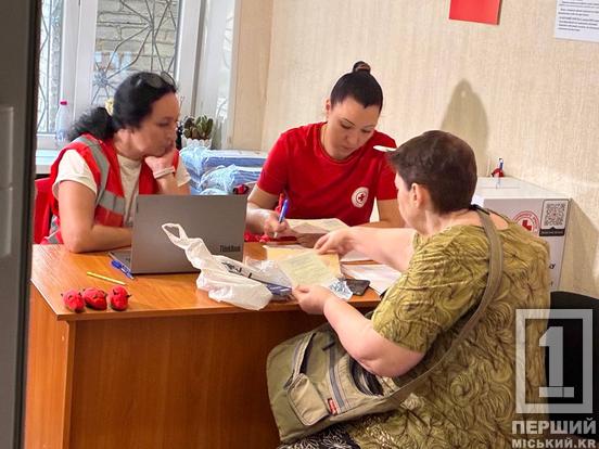 Не залишили чотирилапих: у Кривому Розі переселенцям продовжують видавати корм для домашніх улюбленців
